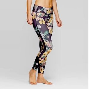 Women’s Leggings Size Medium